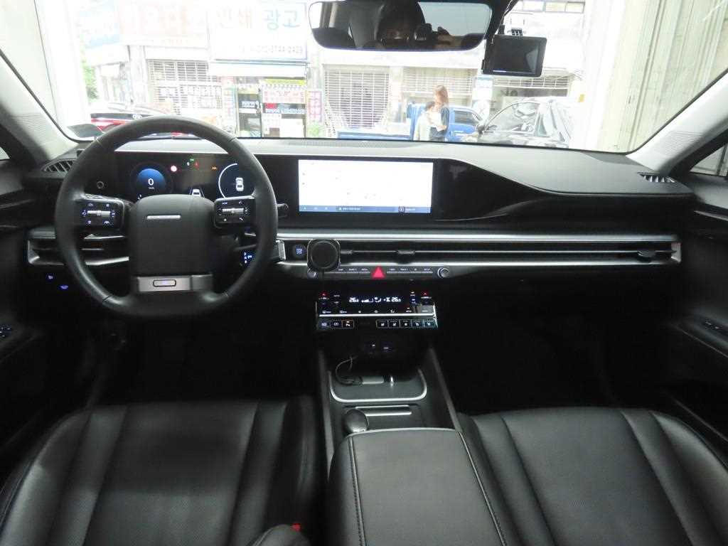 HYUNDAI Grandeur - Vista 7