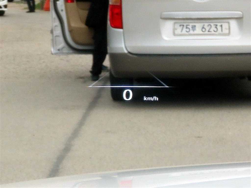 Genesis GV70 - Vista 10