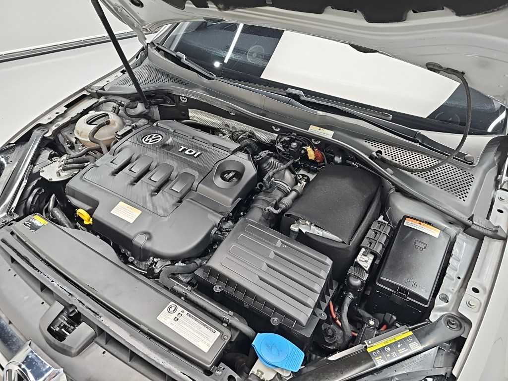 Volkswagen Golf - Vista 5