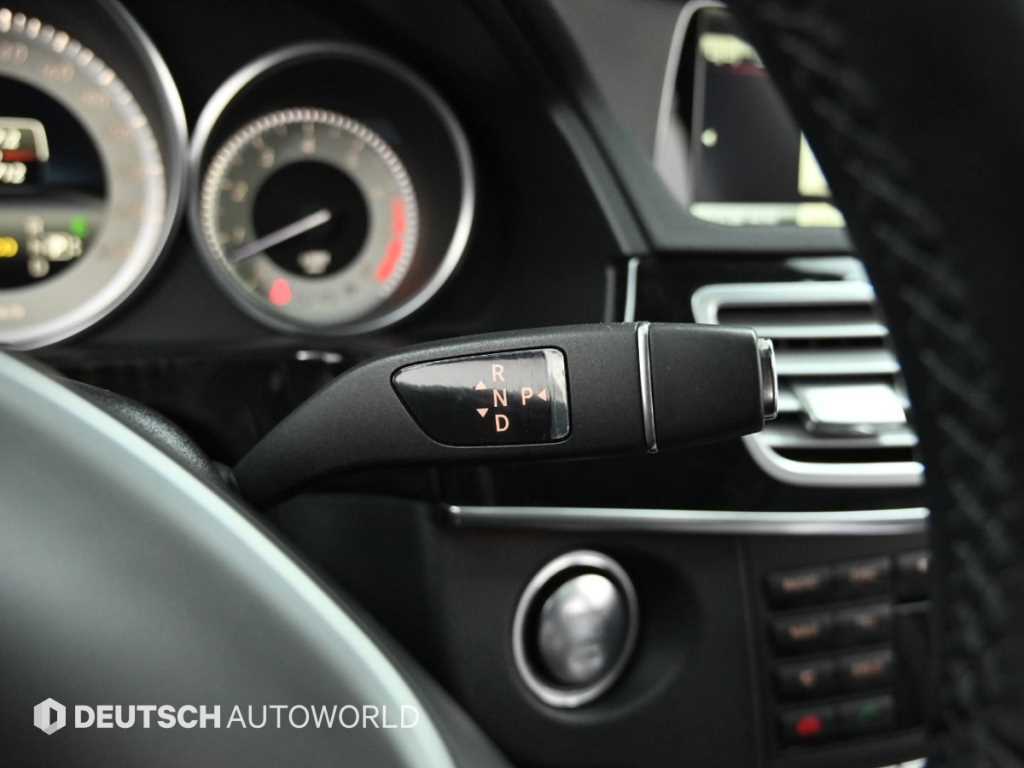 Mercedes Benz E class - Vista 9