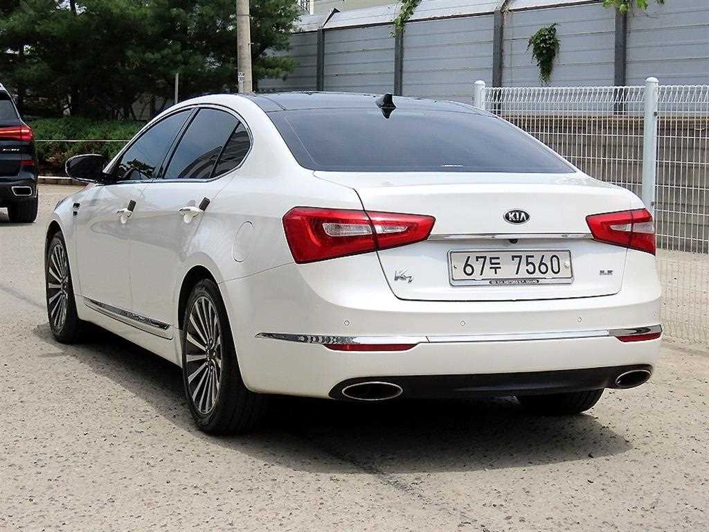 KIA K7 - Vista 3