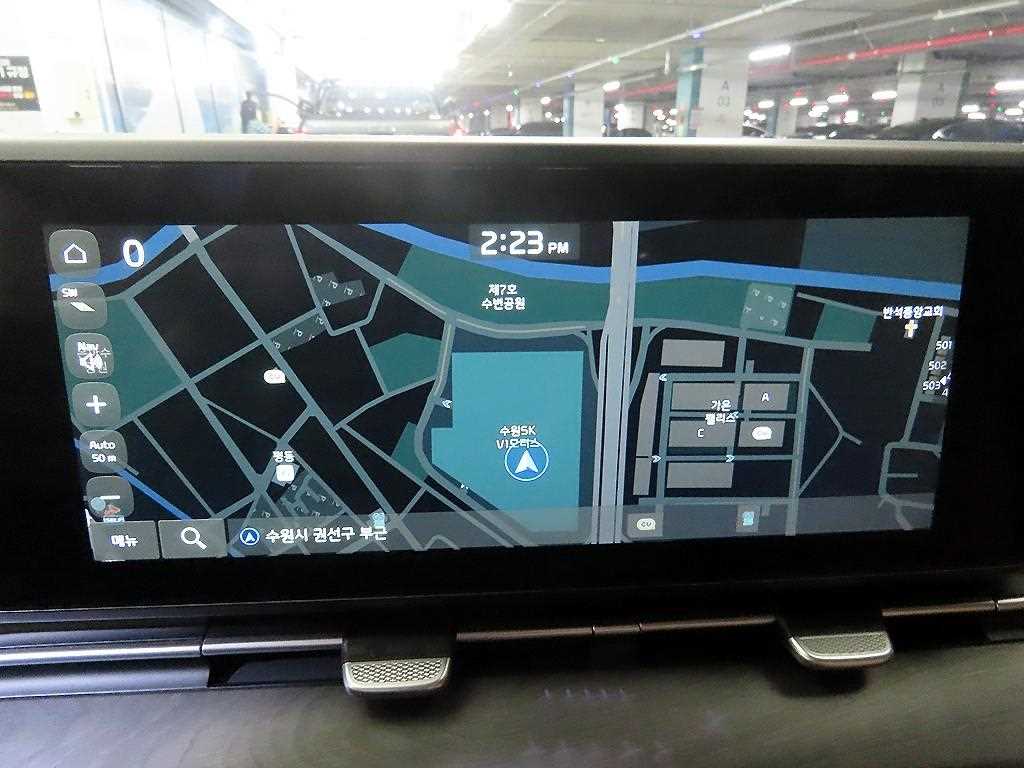 KIA Carnival - Vista 12