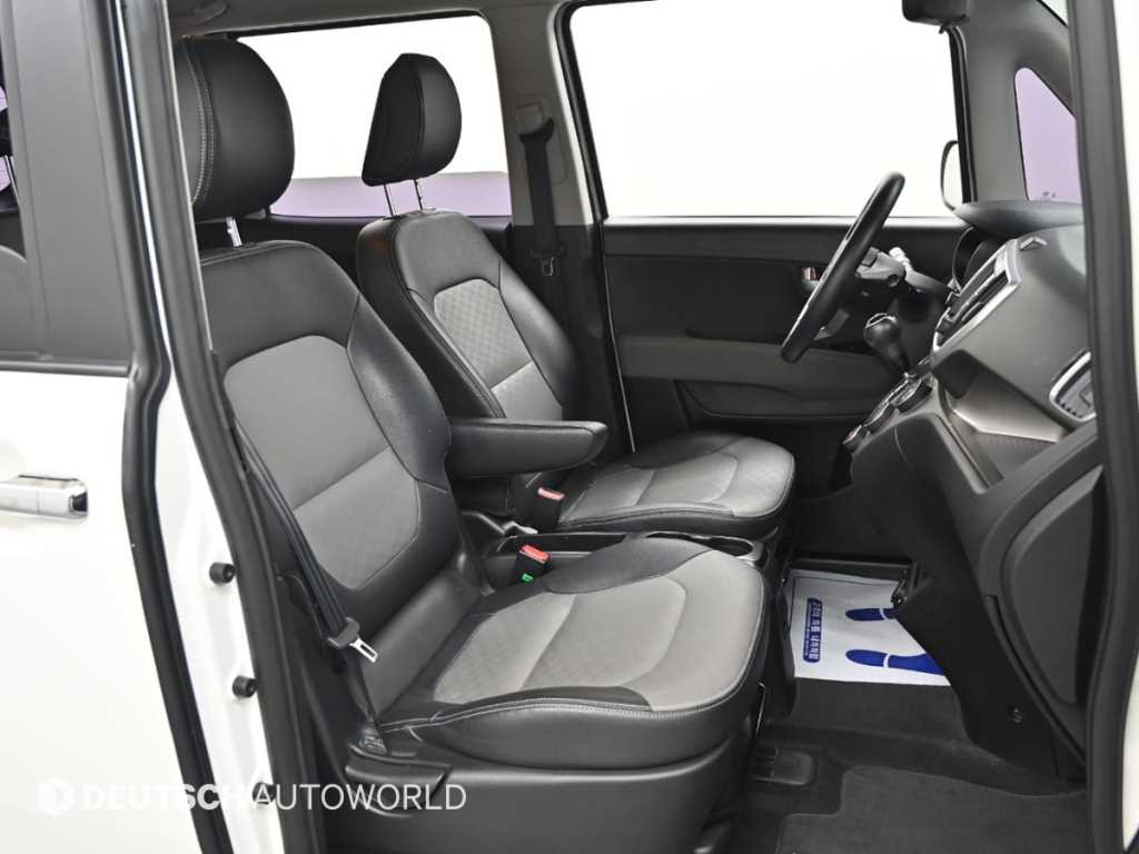 KIA Ray - Vista 10