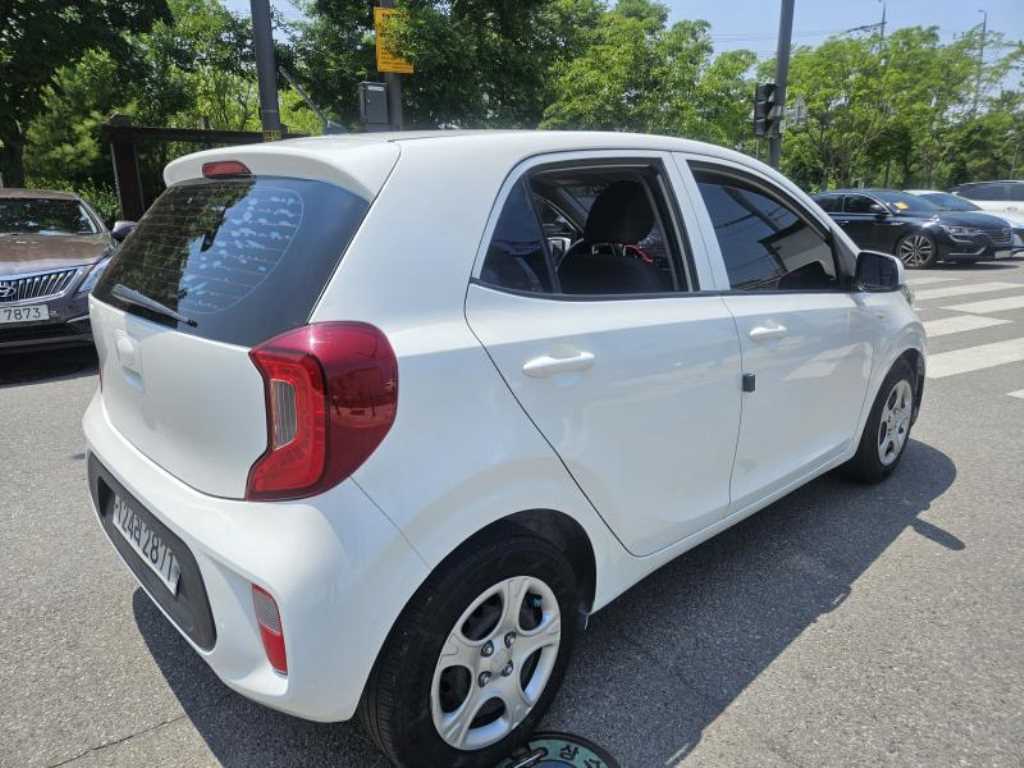 KIA Morning - Vista 4