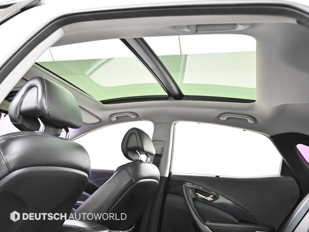 HYUNDAI Grandeur - Vista 11