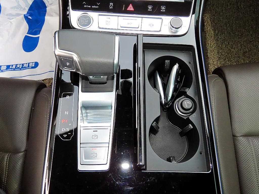 Audi A8 - Vista 11