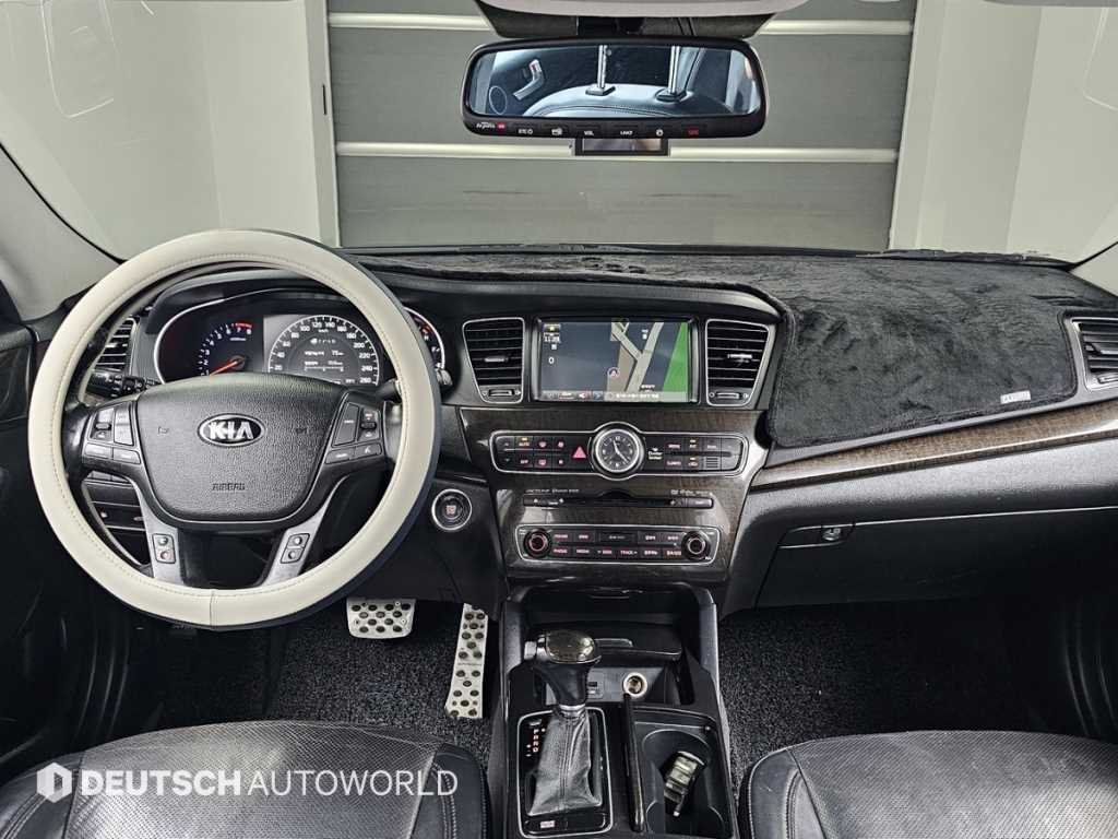 KIA K7 - Vista 8