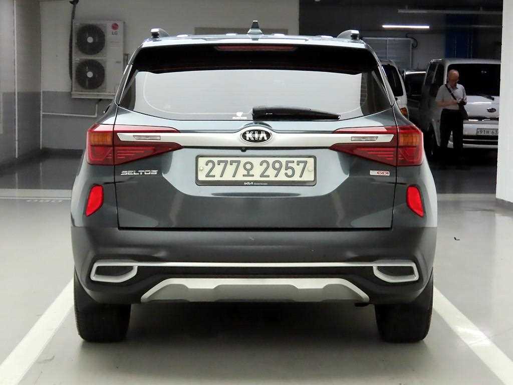 KIA Seltos - Vista 3