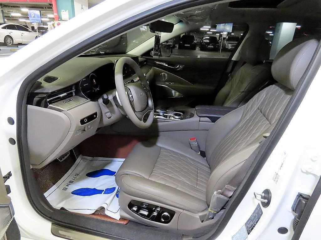 KIA K9 - Vista 6