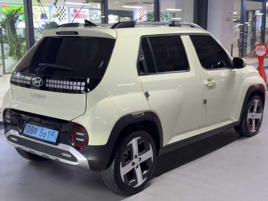 HYUNDAI Casper - Vista 4
