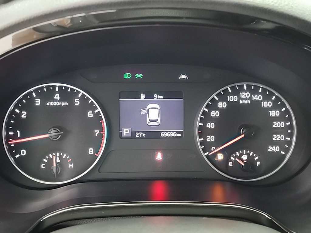 KIA Seltos - Vista 6