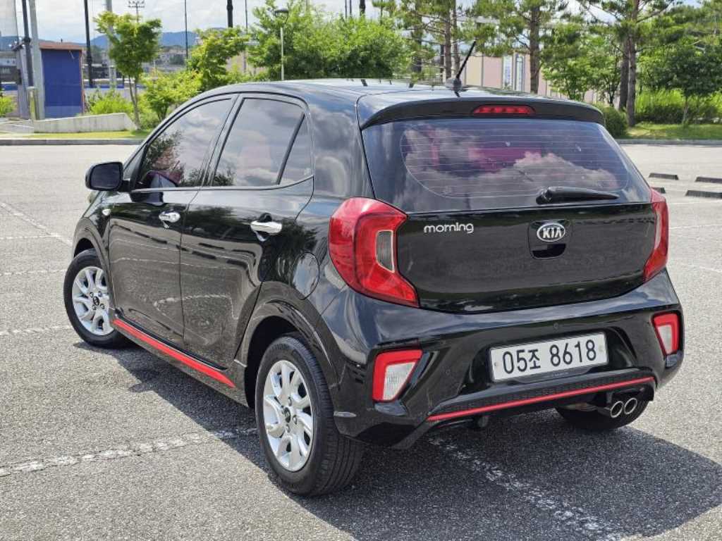 KIA Morning - Vista 4