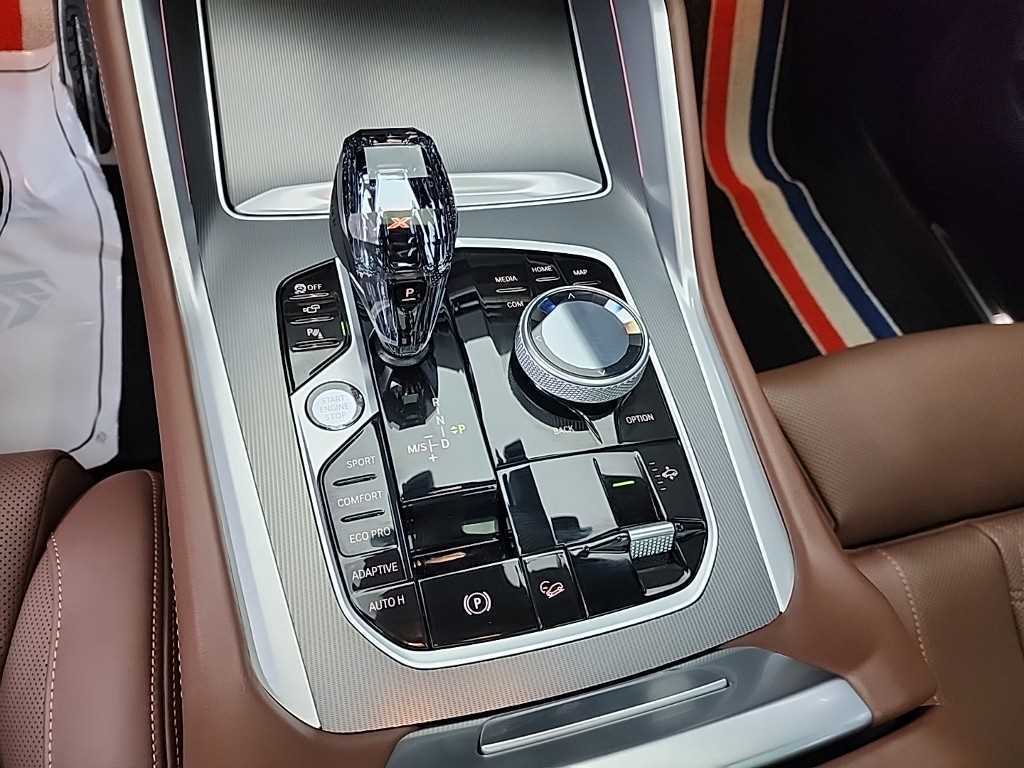 BMW X6 - Vista 8
