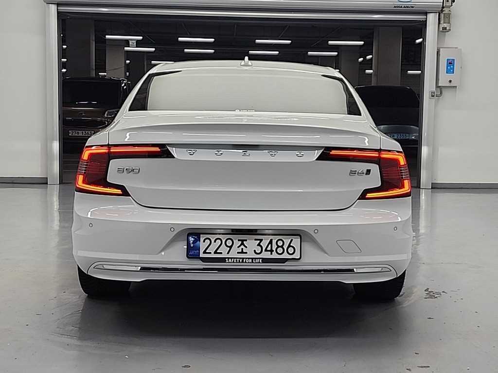 Volvo S90 - Vista 3