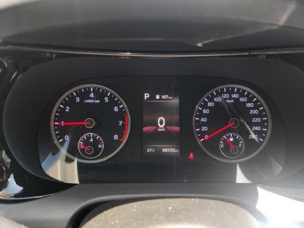 KIA K5 - Vista 9