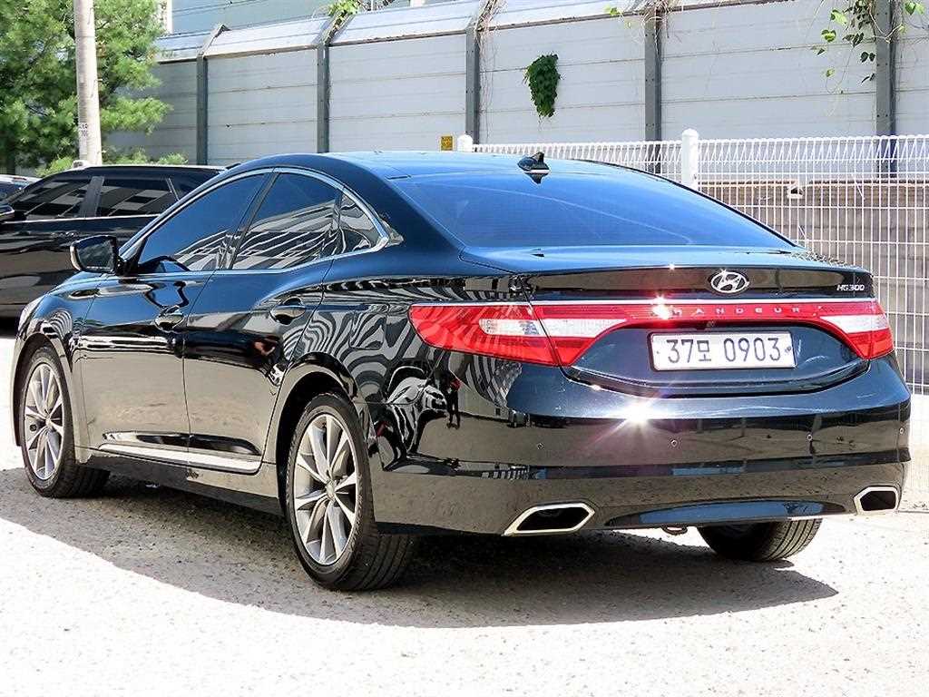HYUNDAI Grandeur - Vista 3