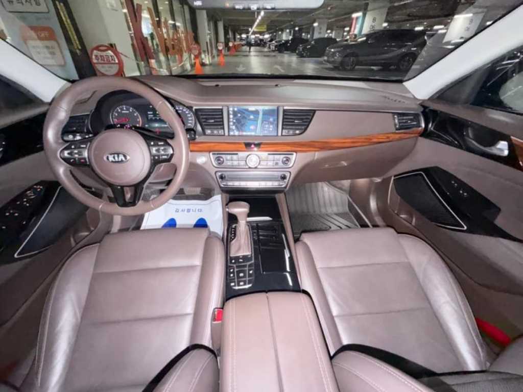 KIA K7 - Vista 6