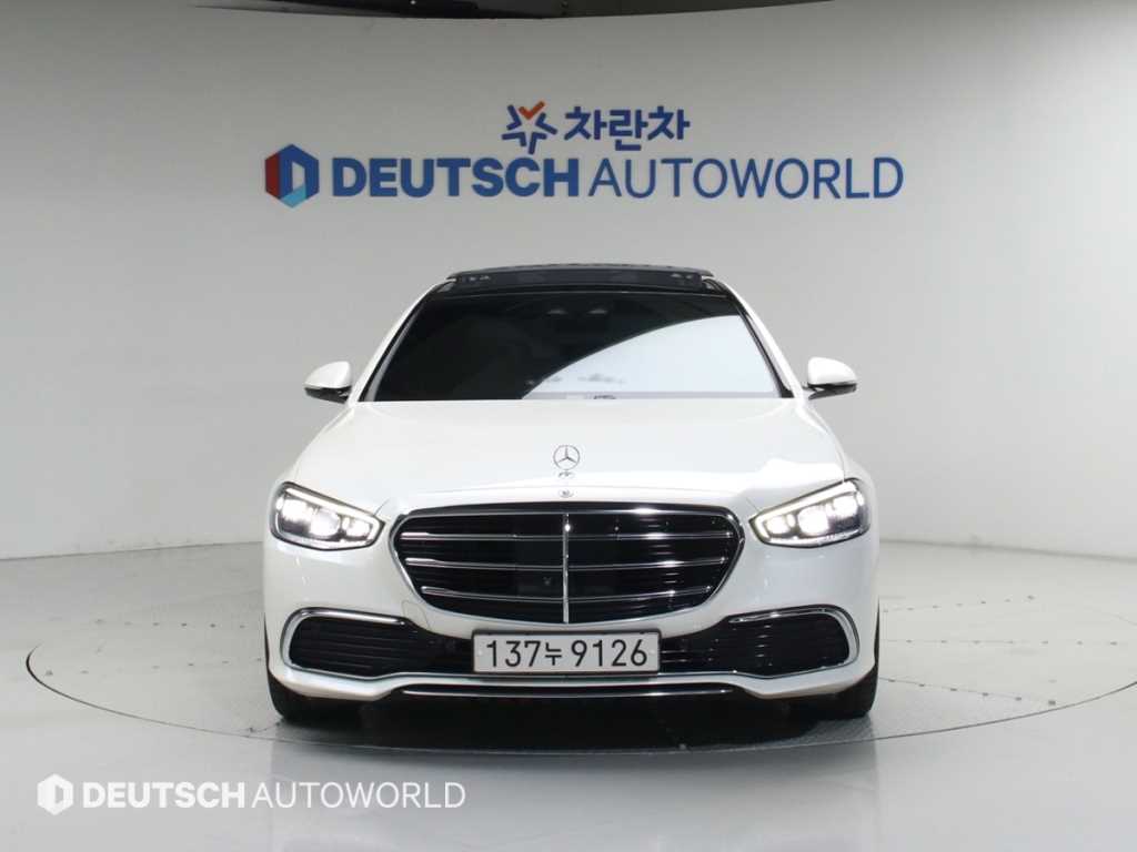 Mercedes Benz S Class - Vista 3