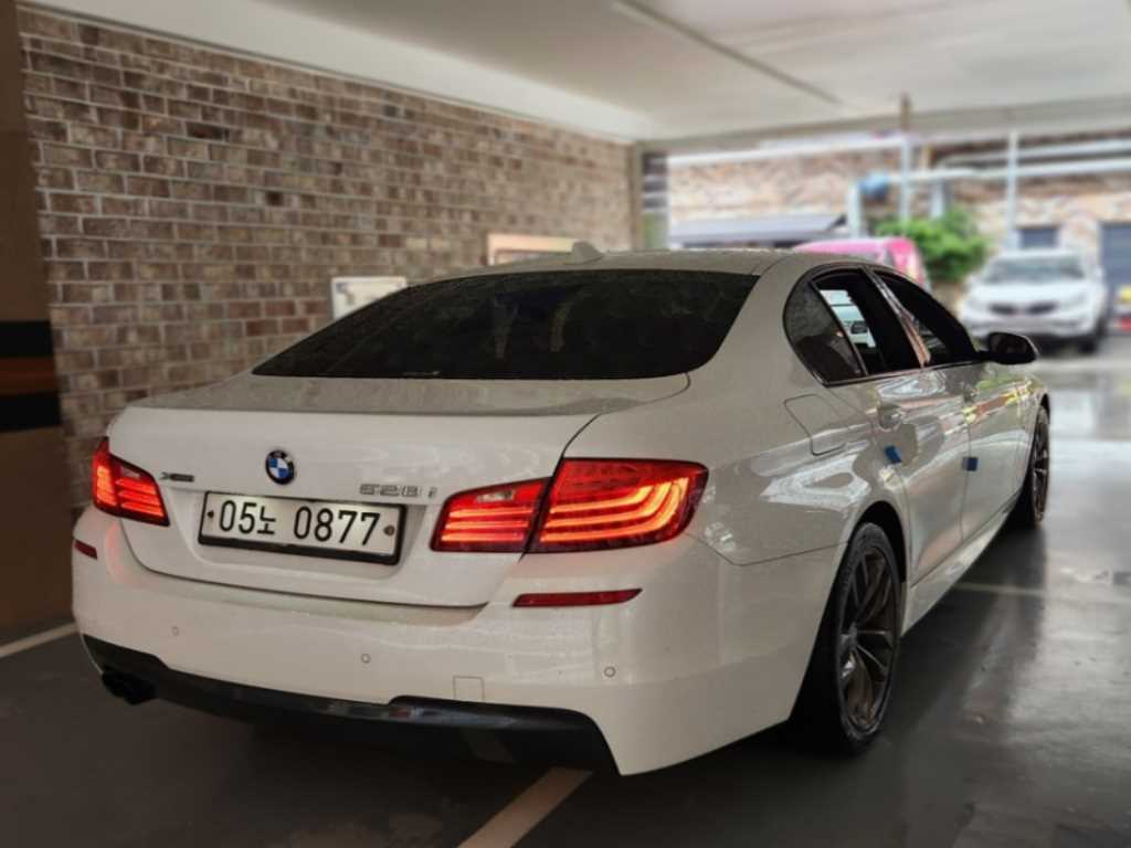 BMW 5 Series - Vista 7