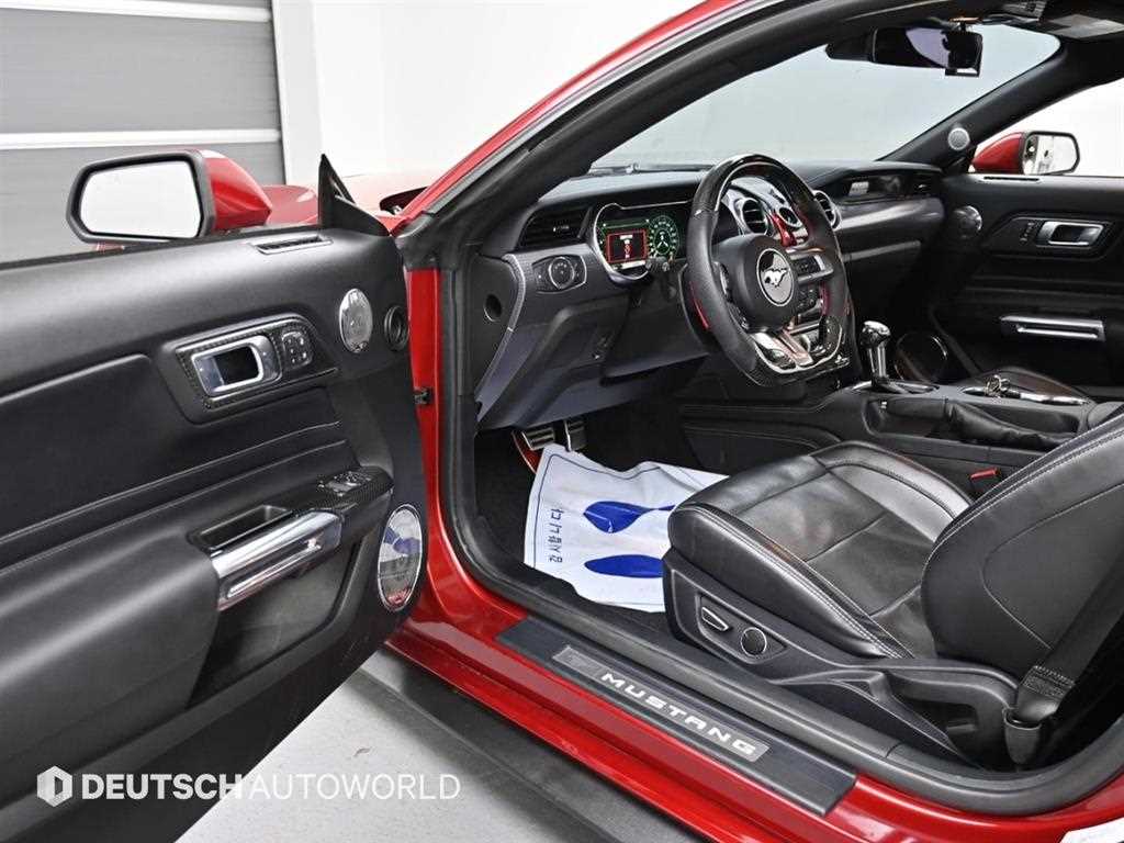 Ford Mustang - Vista 11