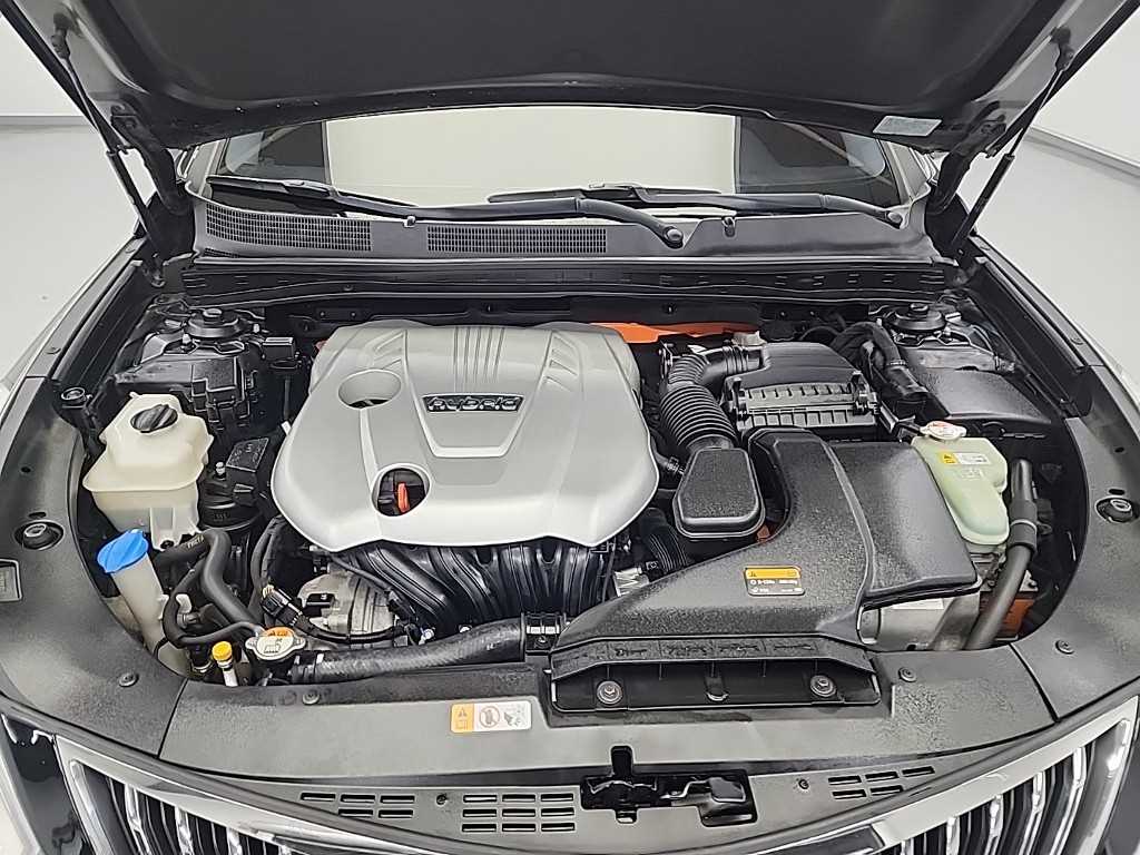 HYUNDAI Grandeur - Vista 5
