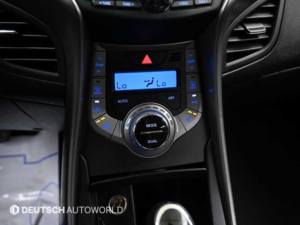 HYUNDAI Avante 2013 Blanco - Importación desde Corea - HF Imports Iquique - Foto 18