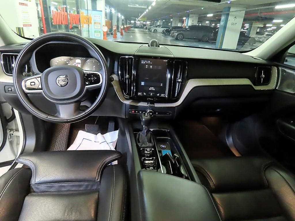 Volvo XC60 - Vista 10