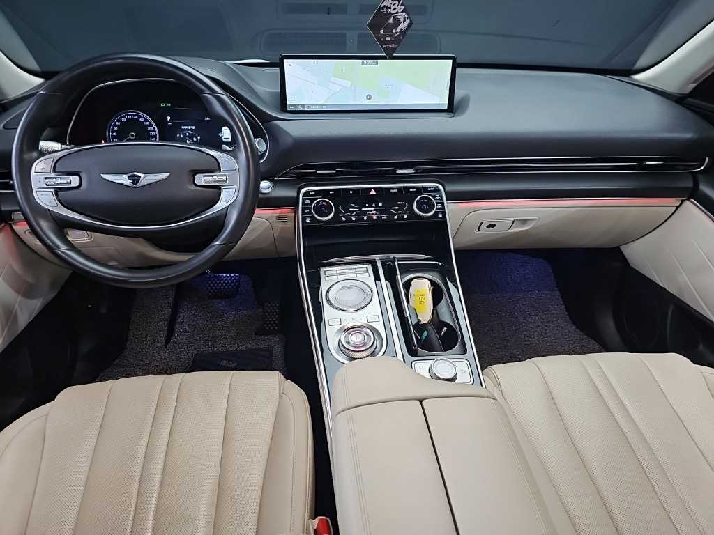 Genesis GV80 - Vista 7