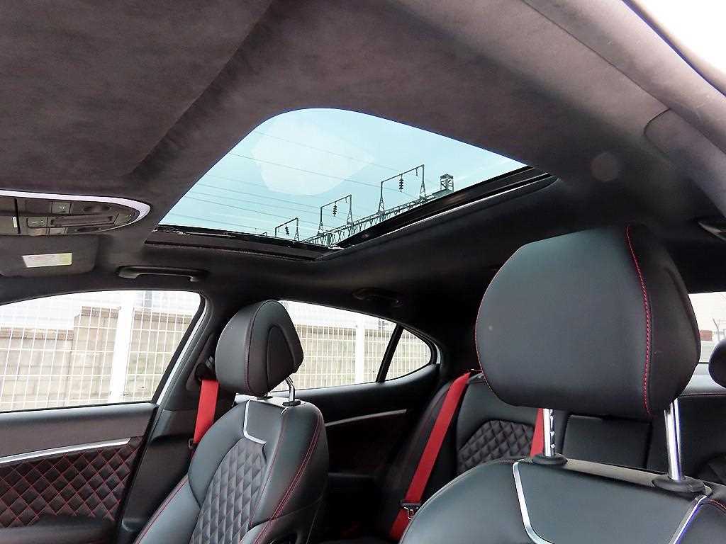 Genesis G70 2023 Blanco - Importación desde Corea - HF Imports Iquique - Foto 15