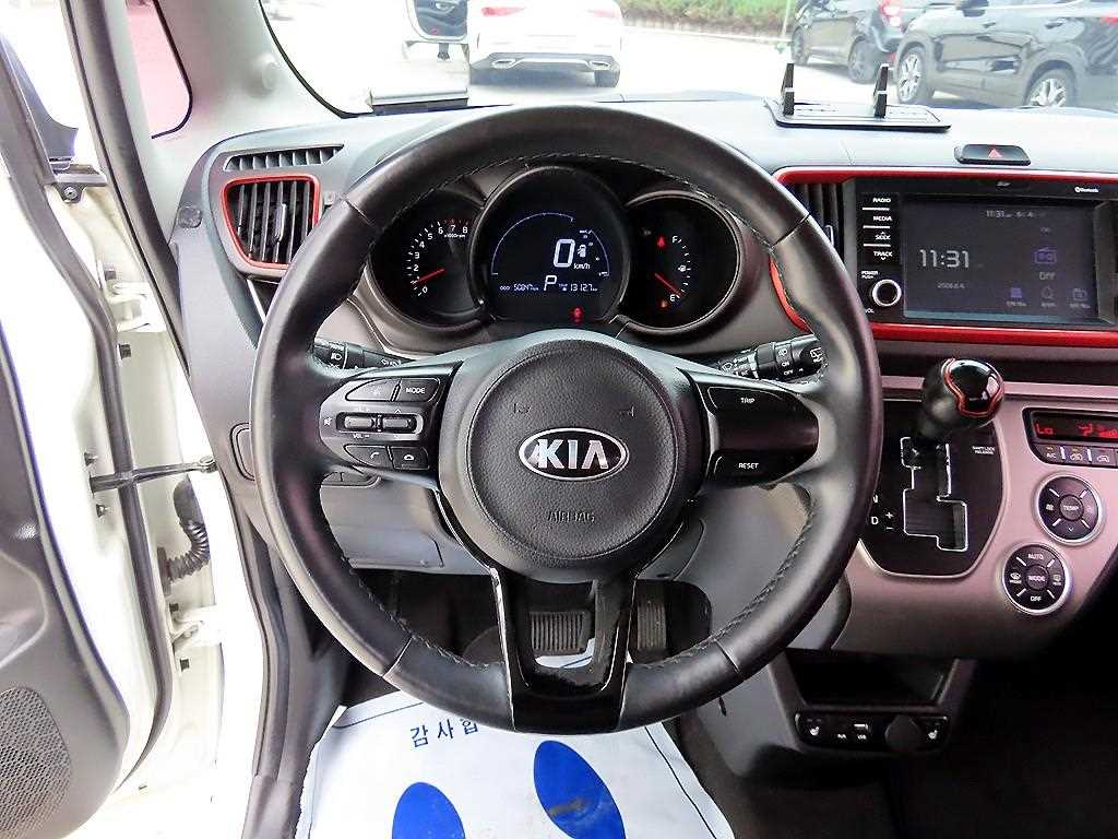 KIA Ray - Vista 8
