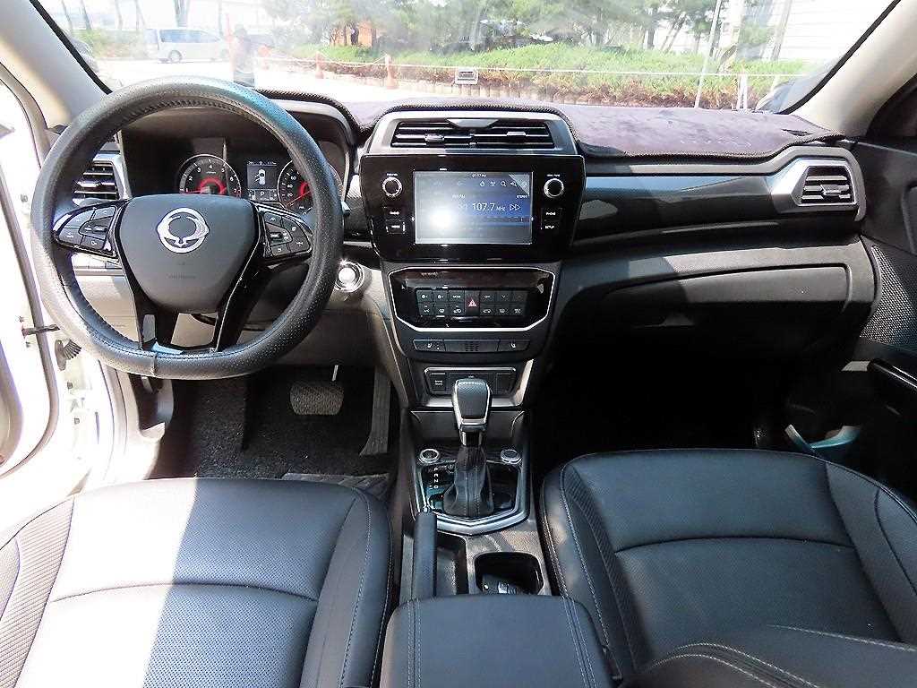 Ssangyong Tivoli - Vista 7