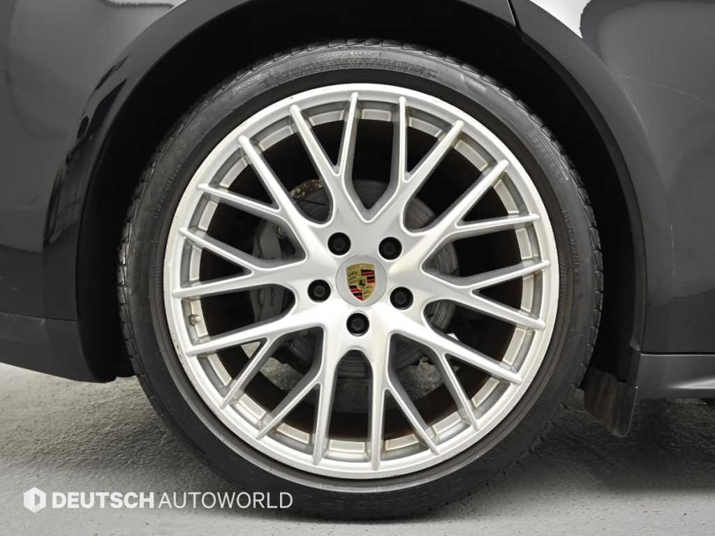 Porsche Panamera - Vista 5