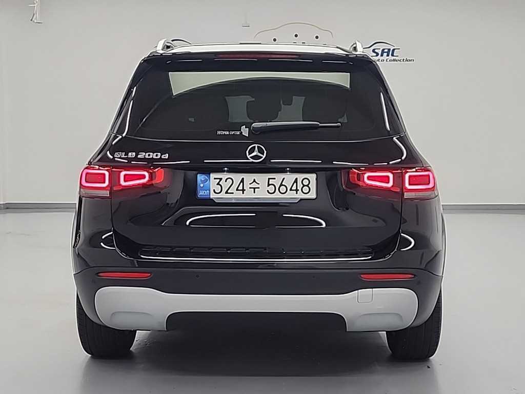 Mercedes Benz GLB Class - Vista 3