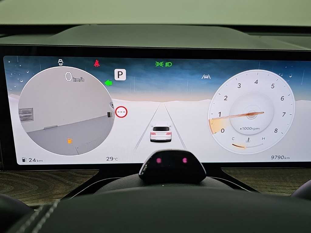 Genesis GV80 - Vista 6