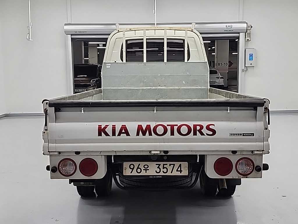 Small Truck Cargo (small) - Vista 4
