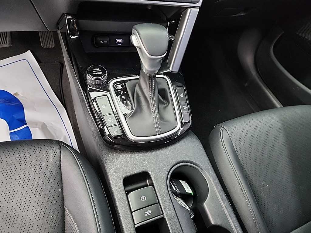 KIA Seltos - Vista 8