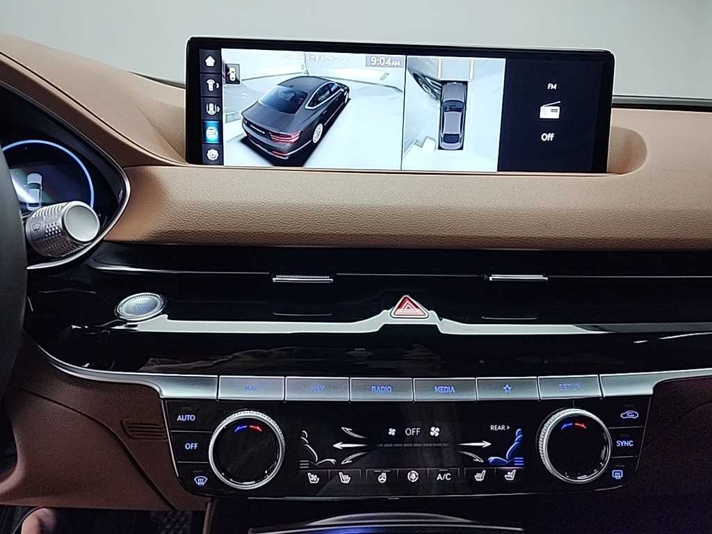 Genesis G80 - Vista 10
