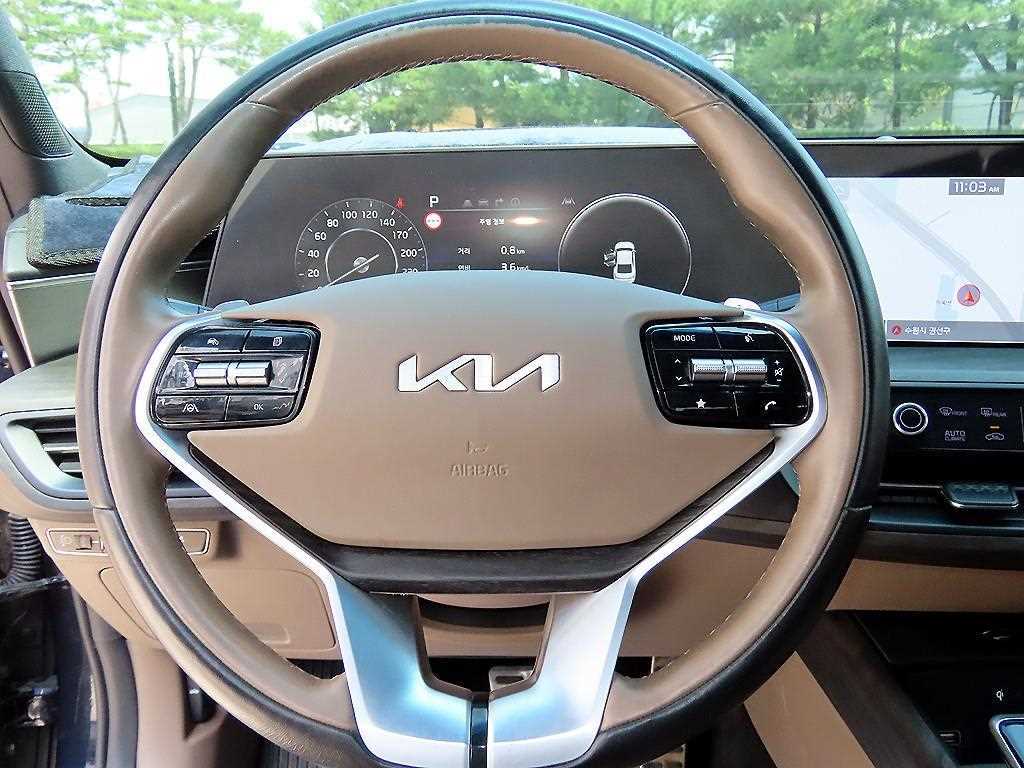 KIA K8 - Vista 8