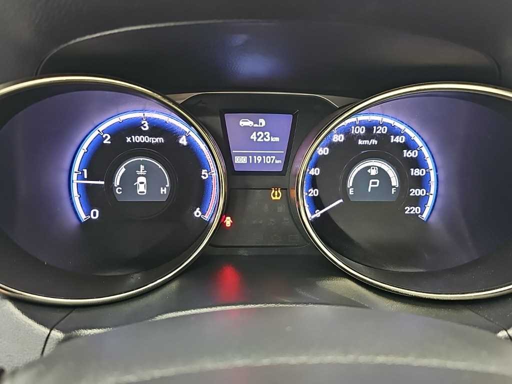 HYUNDAI Tucson - Vista 6
