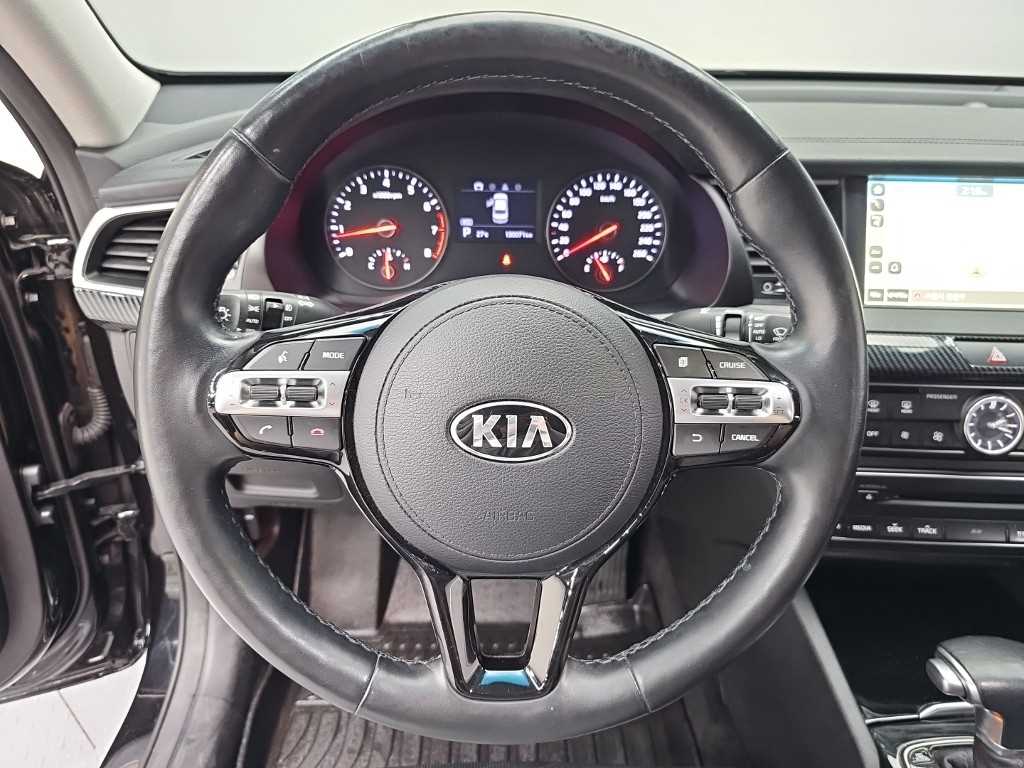 KIA K7 - Vista 9