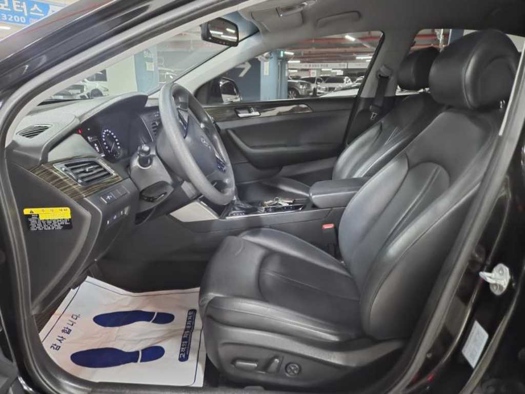 HYUNDAI Sonata - Vista 5