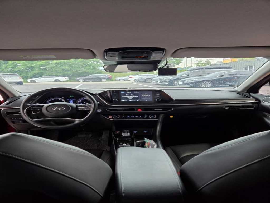 HYUNDAI Sonata - Vista 6