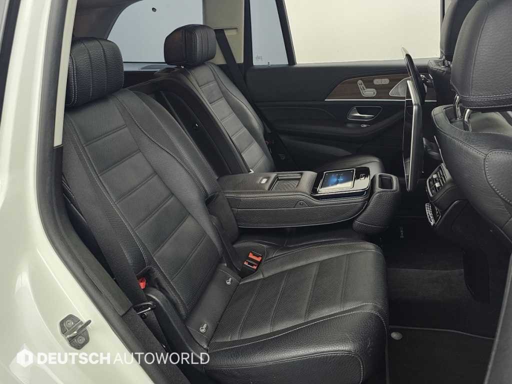 Mercedes Benz GLS Class - Vista 12