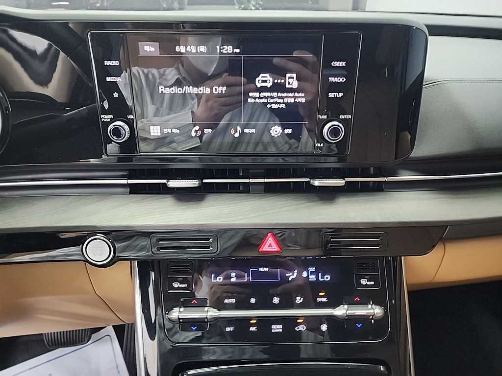 KIA Carnival - Vista 10