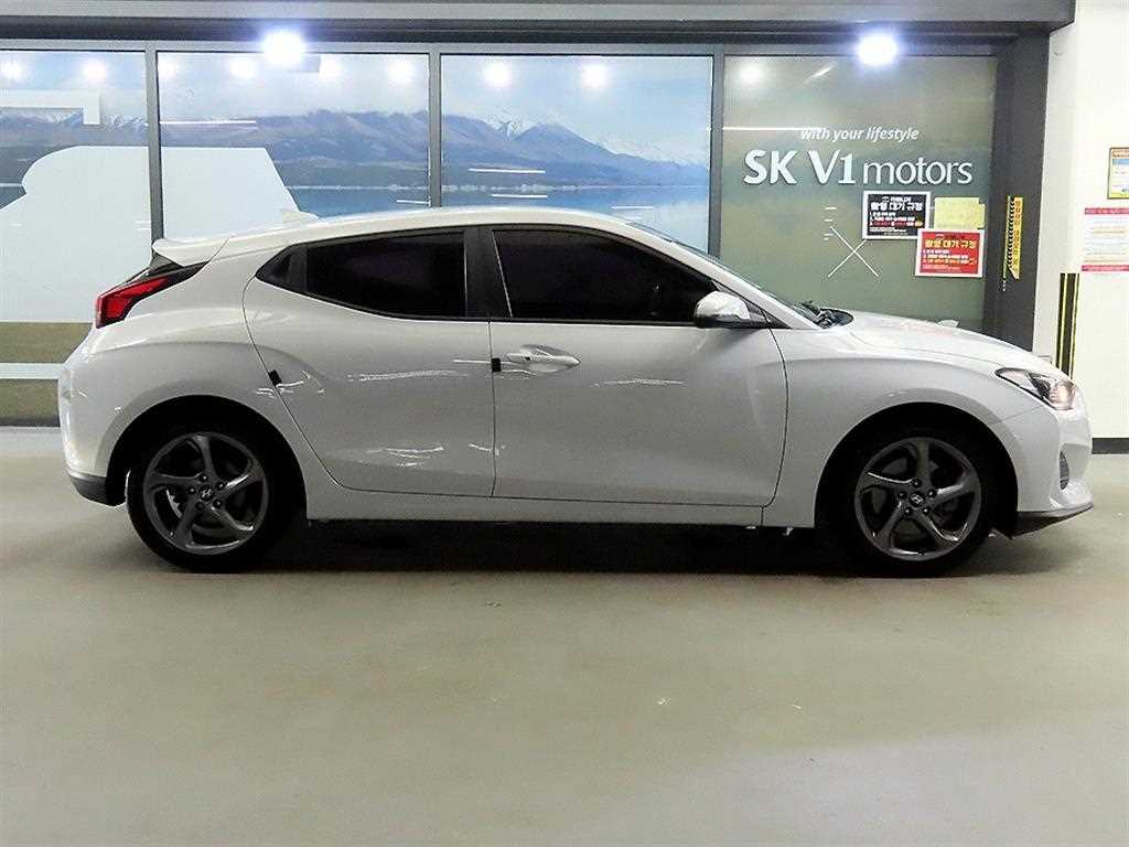 HYUNDAI Veloster - Vista 3