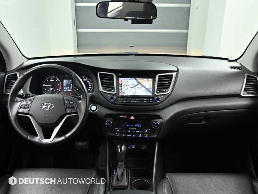 HYUNDAI Tucson - Vista 8
