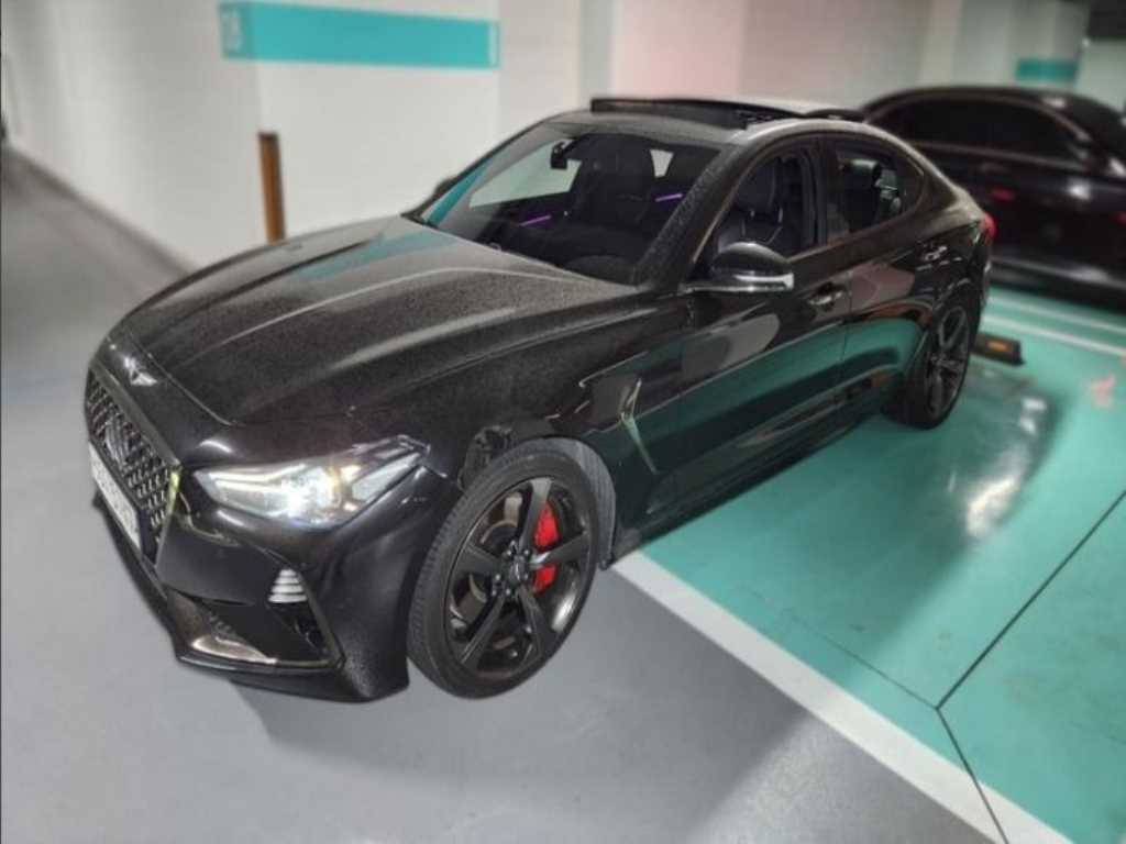 Genesis G70 - Vista 3