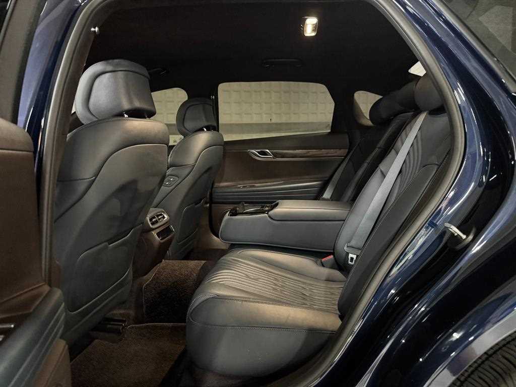 Genesis G80 - Vista 7