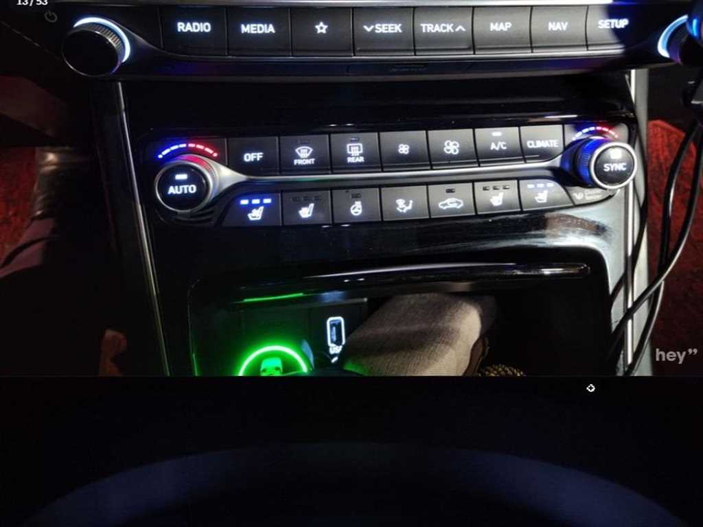 HYUNDAI Grandeur - Vista 12
