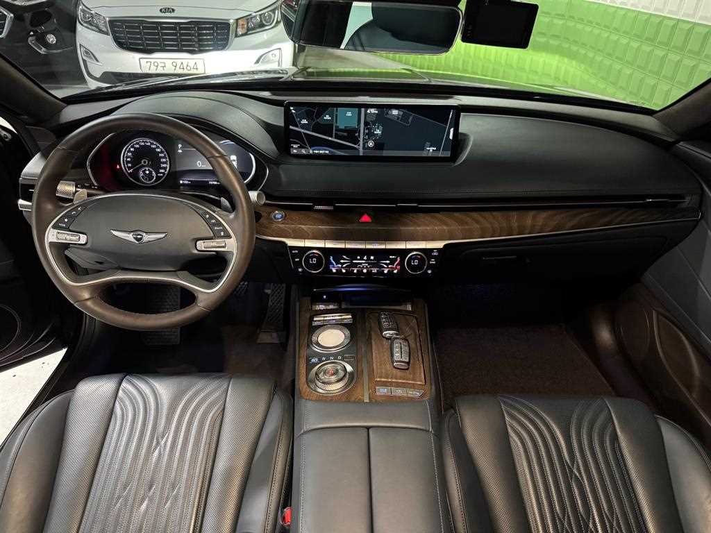 Genesis G80 - Vista 8
